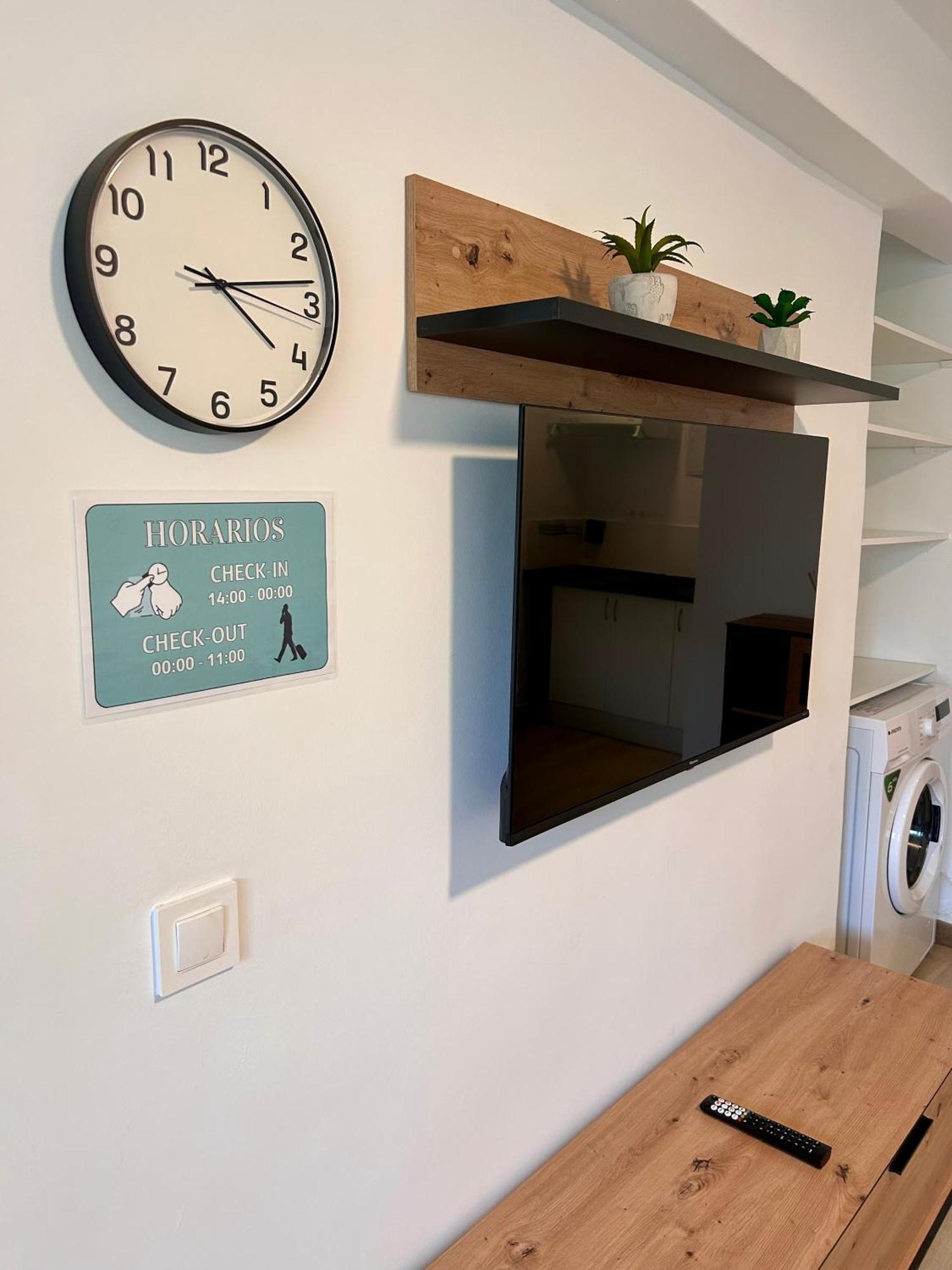 Apartamentos Ribadeo Madrid Kültér fotó