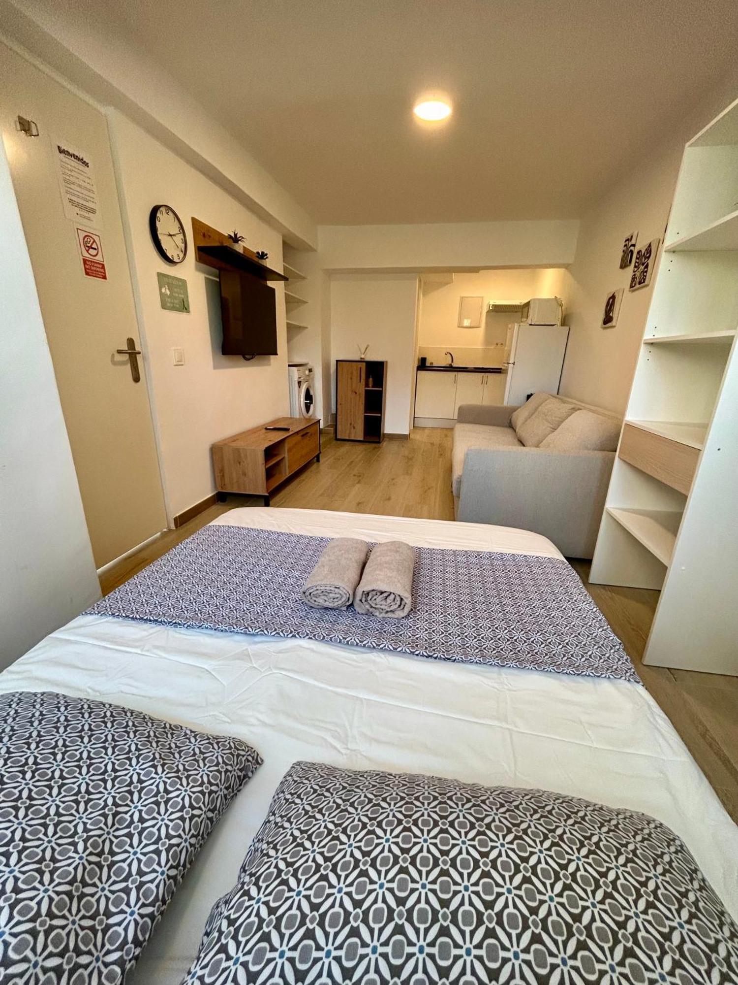 Apartamentos Ribadeo Madrid Kültér fotó