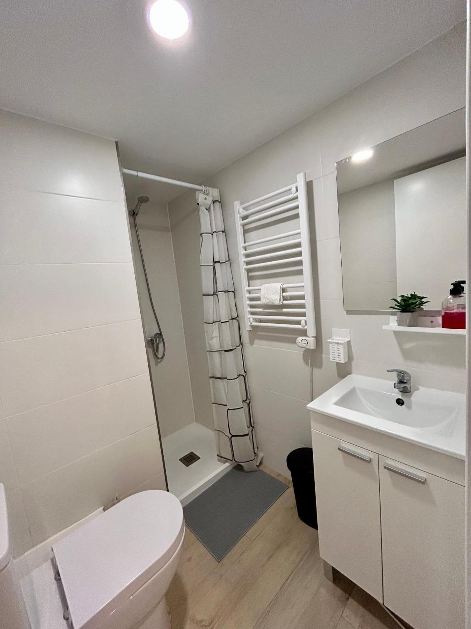 Apartamentos Ribadeo Madrid Kültér fotó